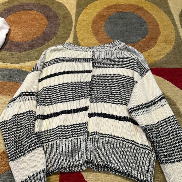 Storia Multi Strip Textured Crewneck Sweater Black and White Junior’s Large - Picture 4 of 5